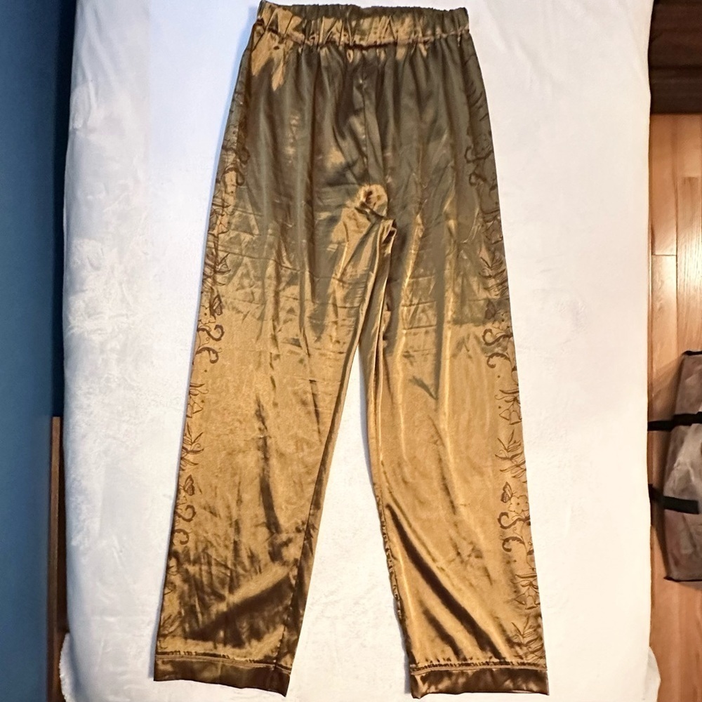 Taylor Swift Fearless Gold Taylors Version Satin Pajama Pants XL Limited Edition